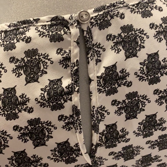 A Kismet top in size large - Picture 4 of 6